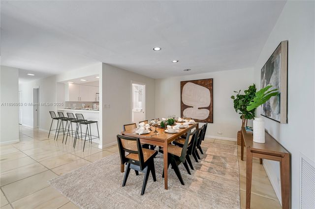 640 S Mashta Dr, Key Biscayne, FL 33149