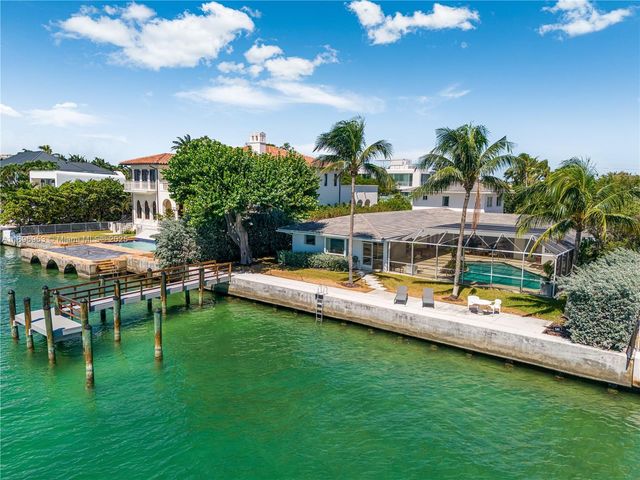 640 S Mashta Dr, Key Biscayne, FL 33149