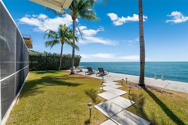 640 S Mashta Dr, Key Biscayne, FL 33149