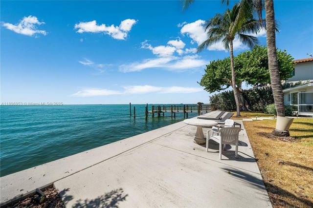 640 S Mashta Dr, Key Biscayne, FL 33149