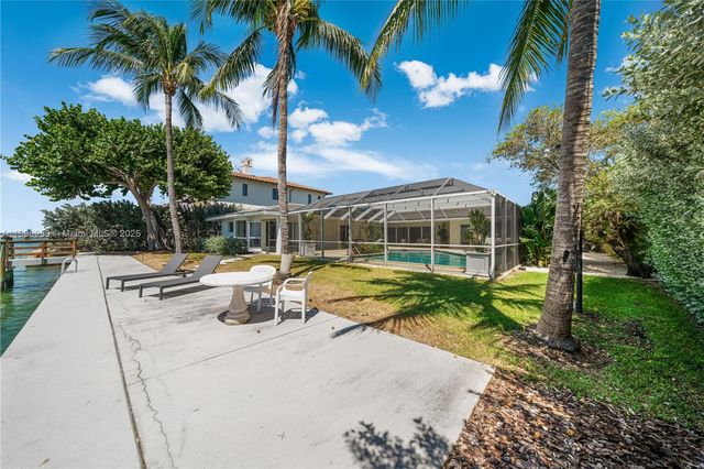 640 S Mashta Dr, Key Biscayne, FL 33149