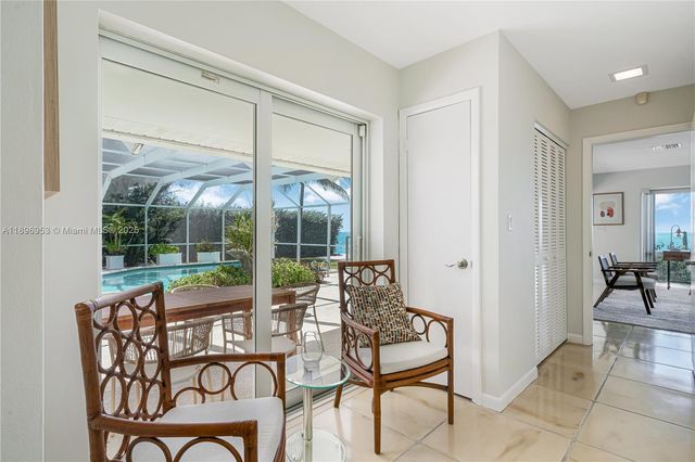 640 S Mashta Dr, Key Biscayne, FL 33149