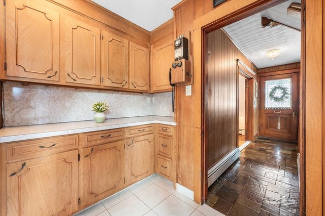 79 Butler Rd, Quincy, MA 02169