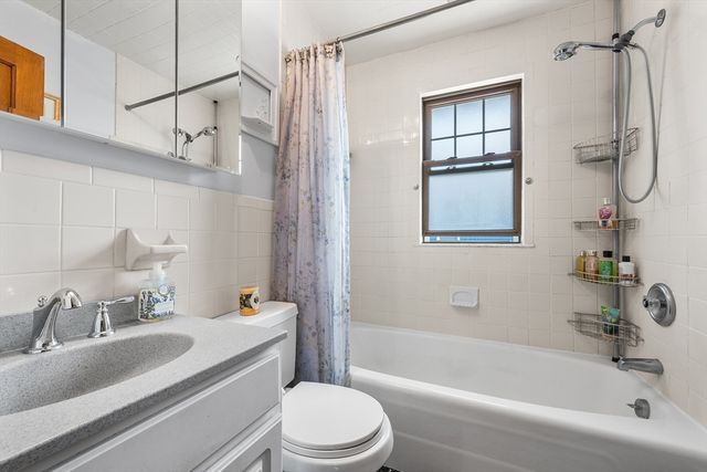 79 Butler Rd, Quincy, MA 02169