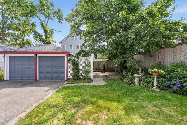 79 Butler Rd, Quincy, MA 02169