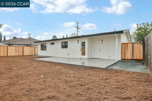 4129 Cabrilho Dr, Martinez, CA 94555