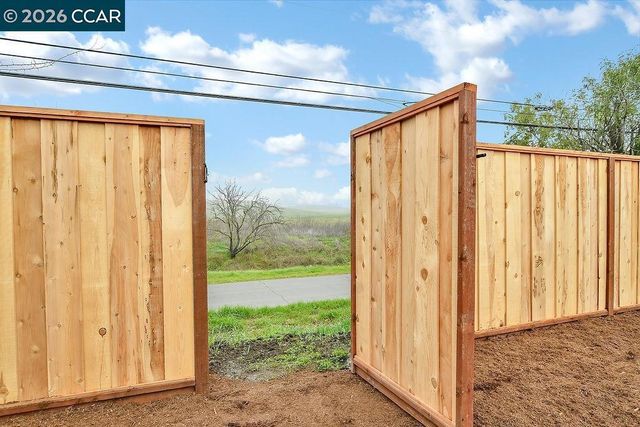 4129 Cabrilho Dr, Martinez, CA 94555