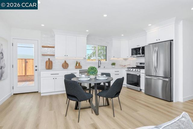 4129 Cabrilho Dr, Martinez, CA 94555