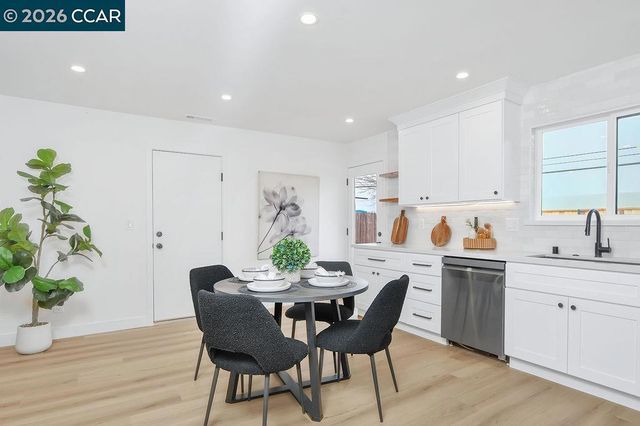 4129 Cabrilho Dr, Martinez, CA 94555