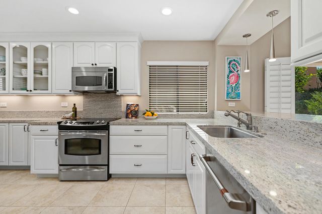 49165 Quercus Lane, Palm Desert, CA 92260