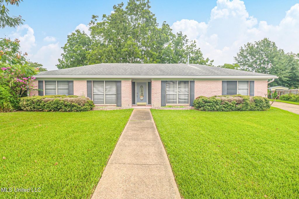 112 Lynn Court, Gulfport, MS 39503