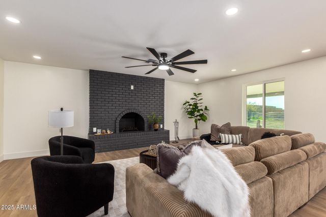 19557 W DUNLAP Road, Buckeye, AZ 85326