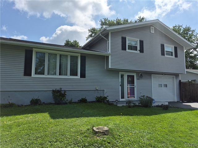 410 Stillwell Circle, Dewitt, NY 13057