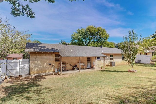 204 Pine Street, Keene, TX 76059