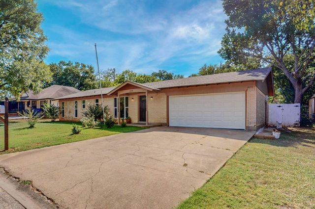 204 Pine Street, Keene, TX 76059