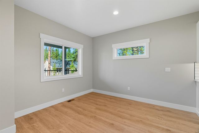 11121 E 28th Ave, Spokane Valley, WA 99206