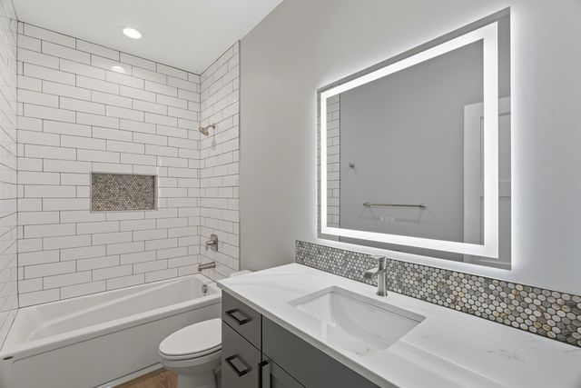 11121 E 28th Ave, Spokane Valley, WA 99206