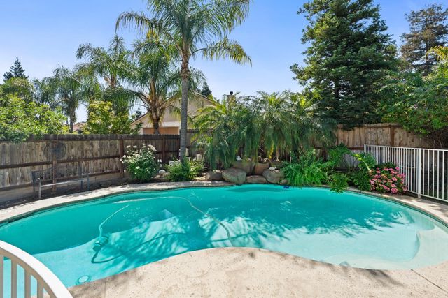 5123 W Browning Avenue, Fresno, CA 93722