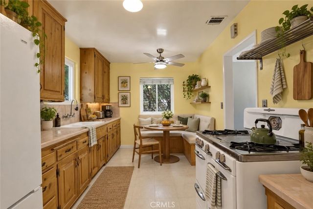 14766 Kingsbury Street, San Fernando, CA 91345