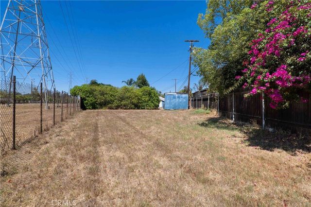 14766 Kingsbury Street, San Fernando, CA 91345