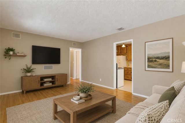 14766 Kingsbury Street, San Fernando, CA 91345