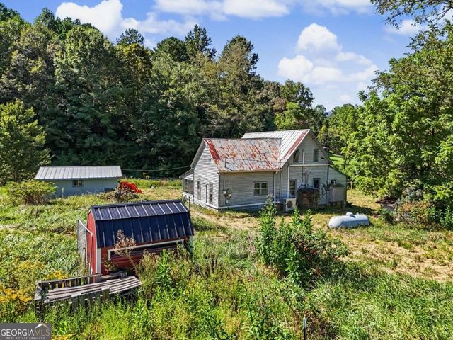 323 Burch Cove Road, Hayesville, NC 28904