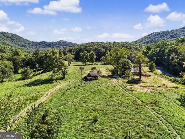 323 Burch Cove Road, Hayesville, NC 28904