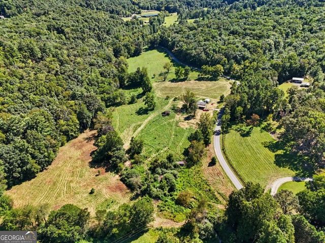 323 Burch Cove Road, Hayesville, NC 28904