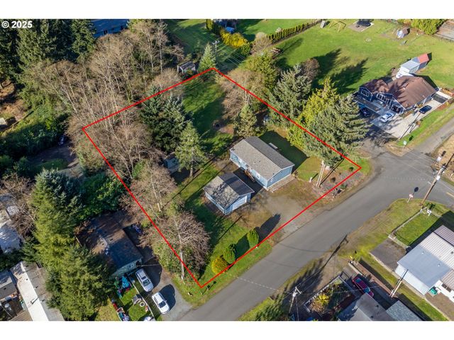 7980 16TH St, Bay City, OR 97107