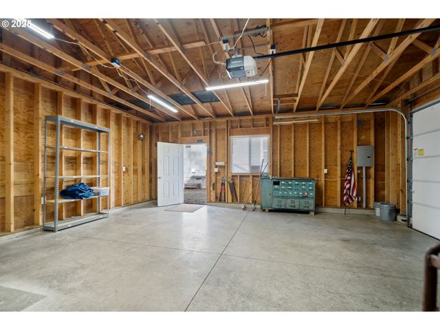 7980 16TH St, Bay City, OR 97107