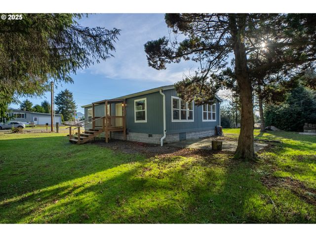 7980 16TH St, Bay City, OR 97107