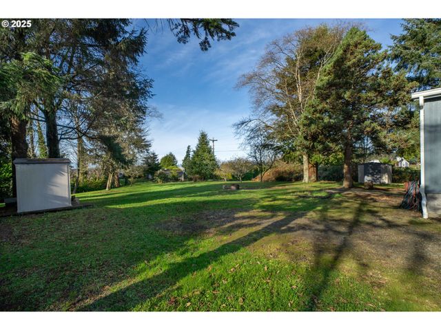 7980 16TH St, Bay City, OR 97107