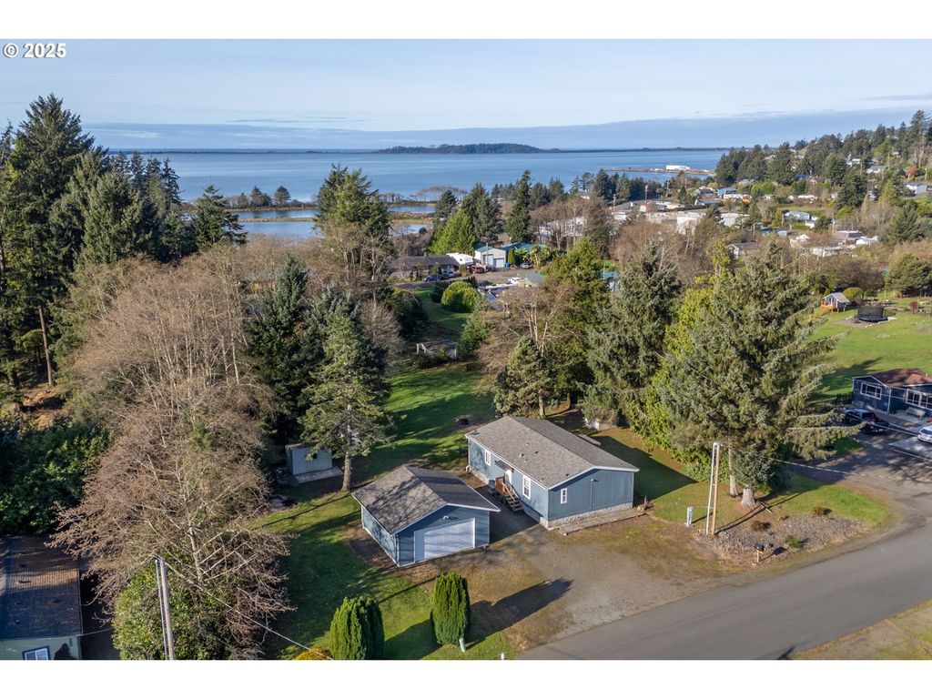 7980 16TH St, Bay City, OR 97107