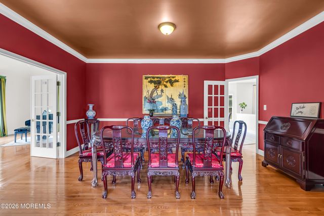 17 Diamond Hill Road, Marlboro, NJ 07746