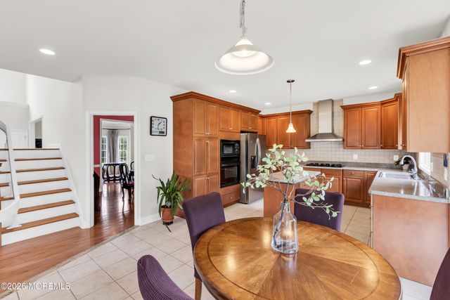 17 Diamond Hill Road, Marlboro, NJ 07746