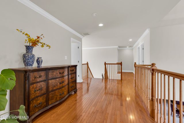 17 Diamond Hill Road, Marlboro, NJ 07746