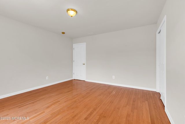 17 Diamond Hill Road, Marlboro, NJ 07746