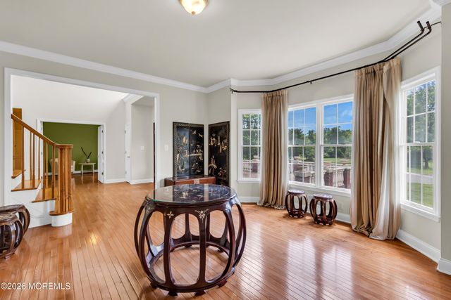 17 Diamond Hill Road, Marlboro, NJ 07746