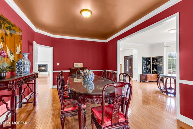 17 Diamond Hill Road, Marlboro, NJ 07746