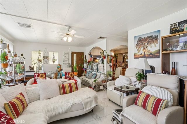 5001 W Florida 208, Hemet, CA 92545