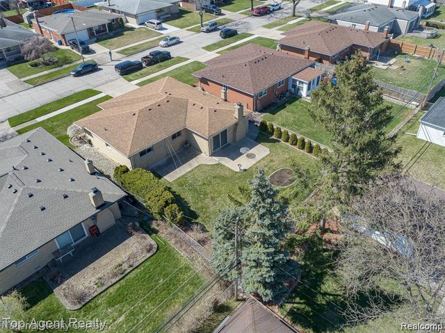 14159 Ivanhoe Drive, Warren, MI 48088