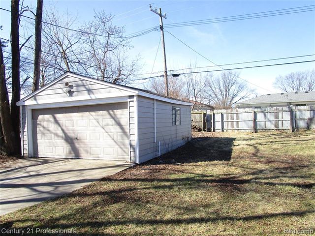 22811 Purdue Avenue, Farmington, MI 48336