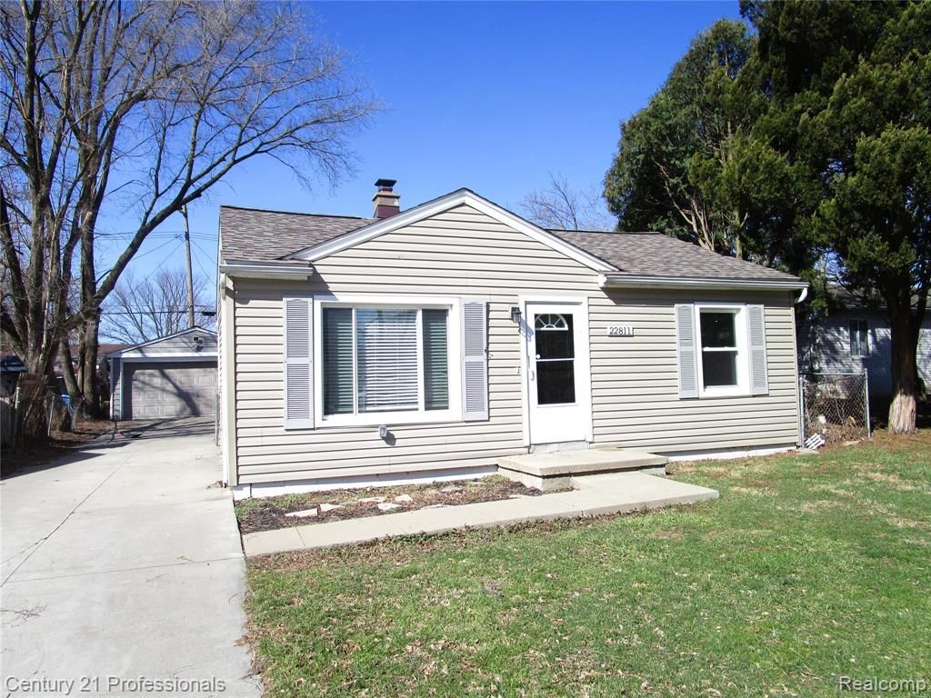 22811 Purdue Avenue, Farmington, MI 48336
