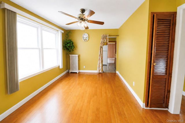 937 N 7th Street, New Hyde Park, NY 11040