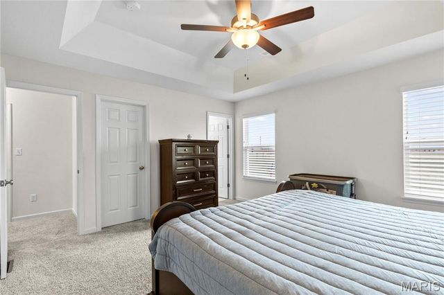 554 Summer Glen Lane, St Charles, MO 63301