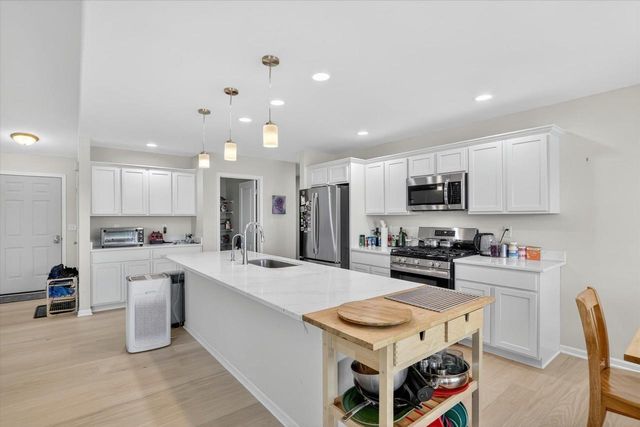 2810 S Bridget Court, Beloit, WI 53511