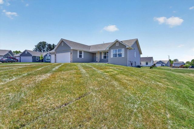 2810 S Bridget Court, Beloit, WI 53511