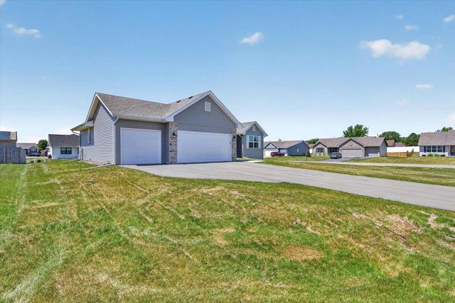 2810 S Bridget Court, Beloit, WI 53511