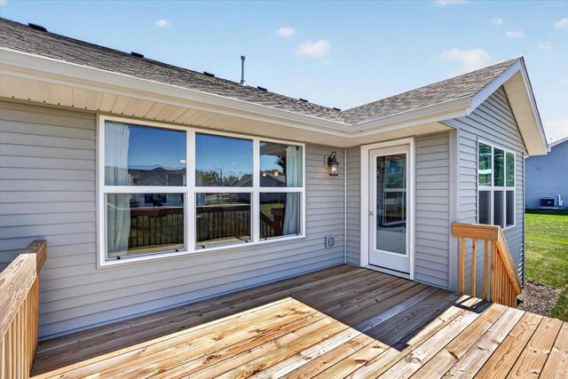 2810 S Bridget Court, Beloit, WI 53511