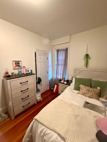 11 I Street 2, Boston, MA 02127